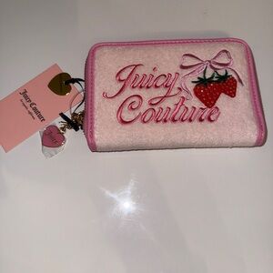 NWT Juicy Couture Retro Strawberry Zip Around Bifold Wallet In Powder Blush